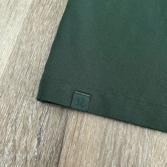 Lululemon Men’s Evolution Short Sleeve Polo Shirt in Smoked Spruce - Picture 9 of 9